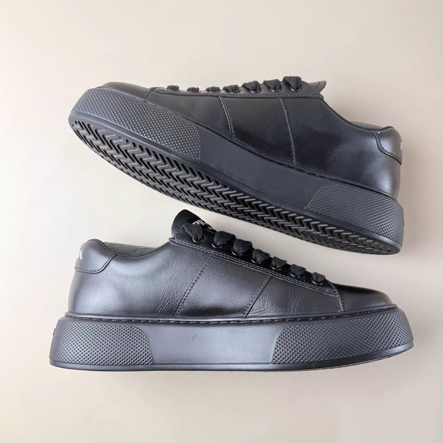 Prada Black Low-Top Leather Sneakers Size 8 Size US 8 / EU 41 - 6 Thumbnail