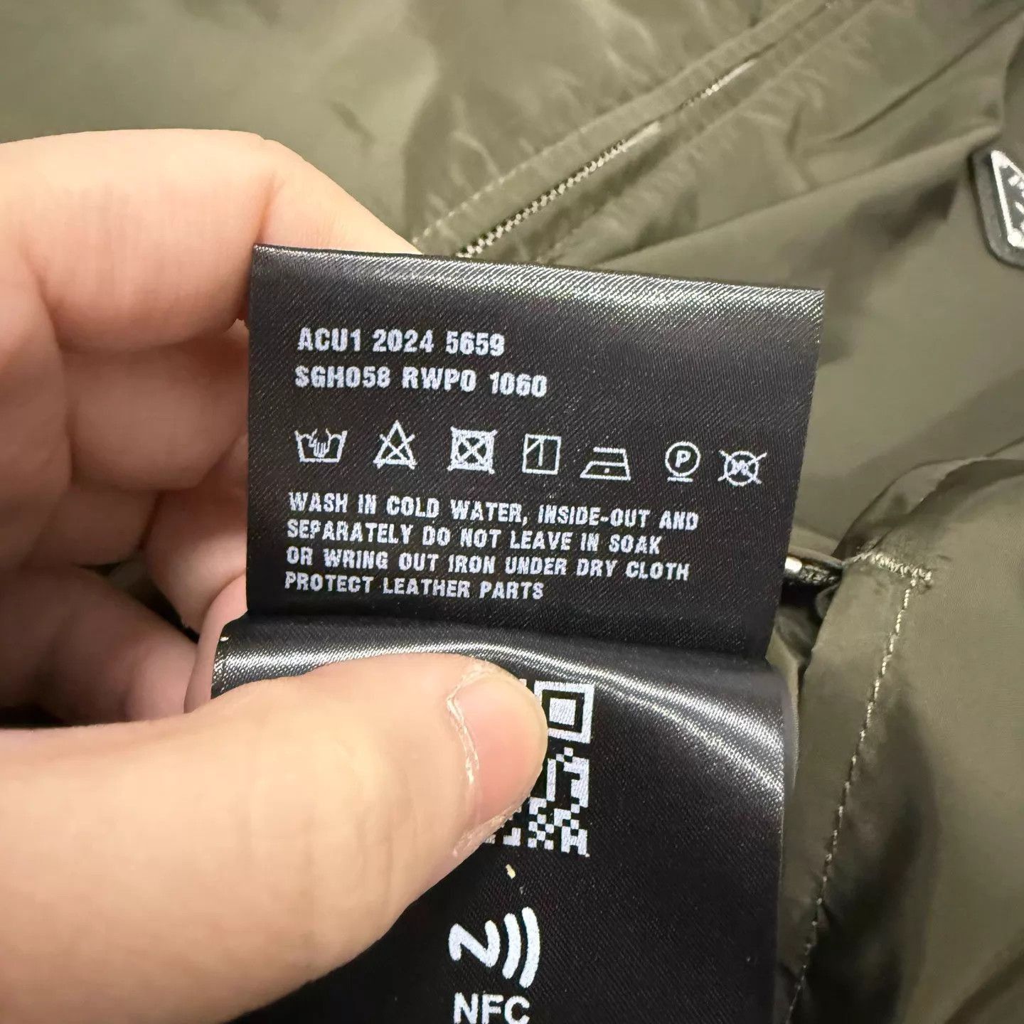 Prada Green Hooded Zip-Up Light Jacket Size US M / EU 48-50 / 2 - 5 Thumbnail