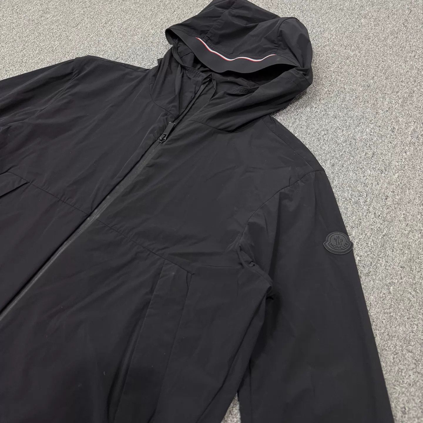 Moncler Black Hooded Light Jacket Size M Size US M / EU 48-50 / 2 - 3 Thumbnail