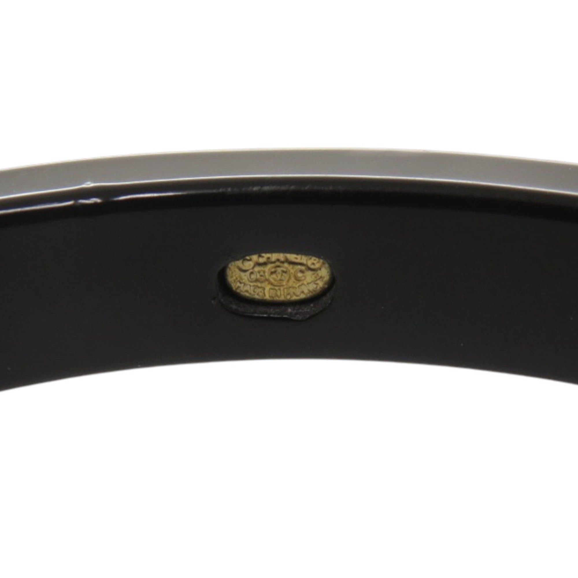 Chanel Excellent condition Chanel logo faux pearl plastic black bangle 1736CHANEL Size ONE SIZE - 5 Thumbnail