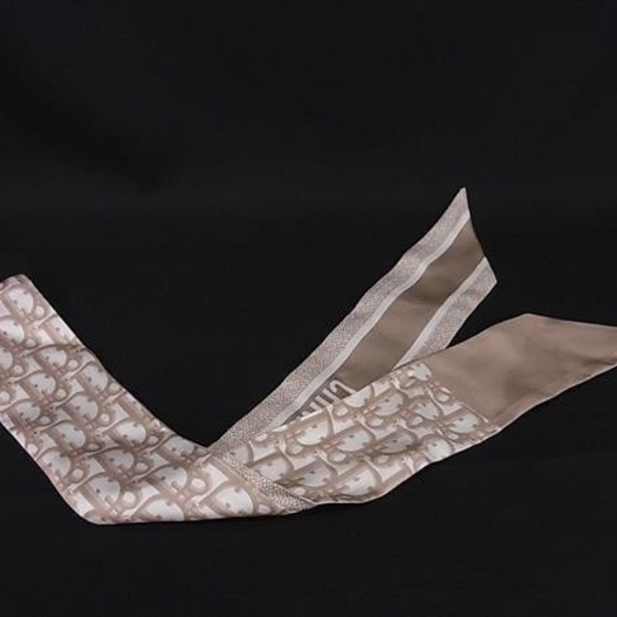 Dior Christian Dior Ribbon Scarf/Muffler Trotter Mitzah Beige Women's Size ONE SIZE - 2 Thumbnail