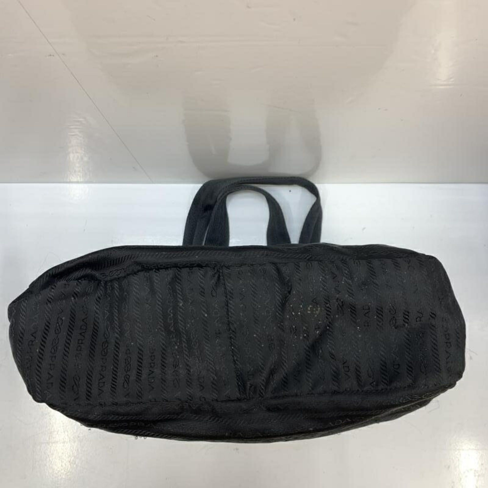 Prada PRADA Triangle Plate Nylon Bag Green Prada Size ONE SIZE - 9 Thumbnail