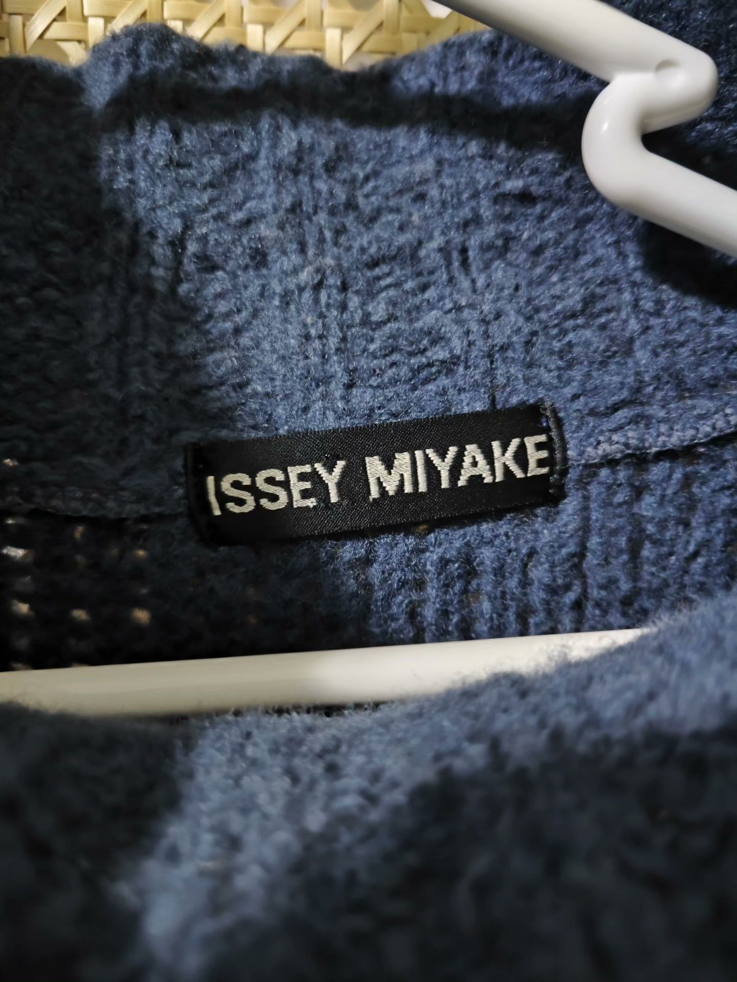 Issey Miyake Issey Miyake Mid-High Neck Wool Sweater Size M / US 6-8 / IT 42-44 - 5 Thumbnail