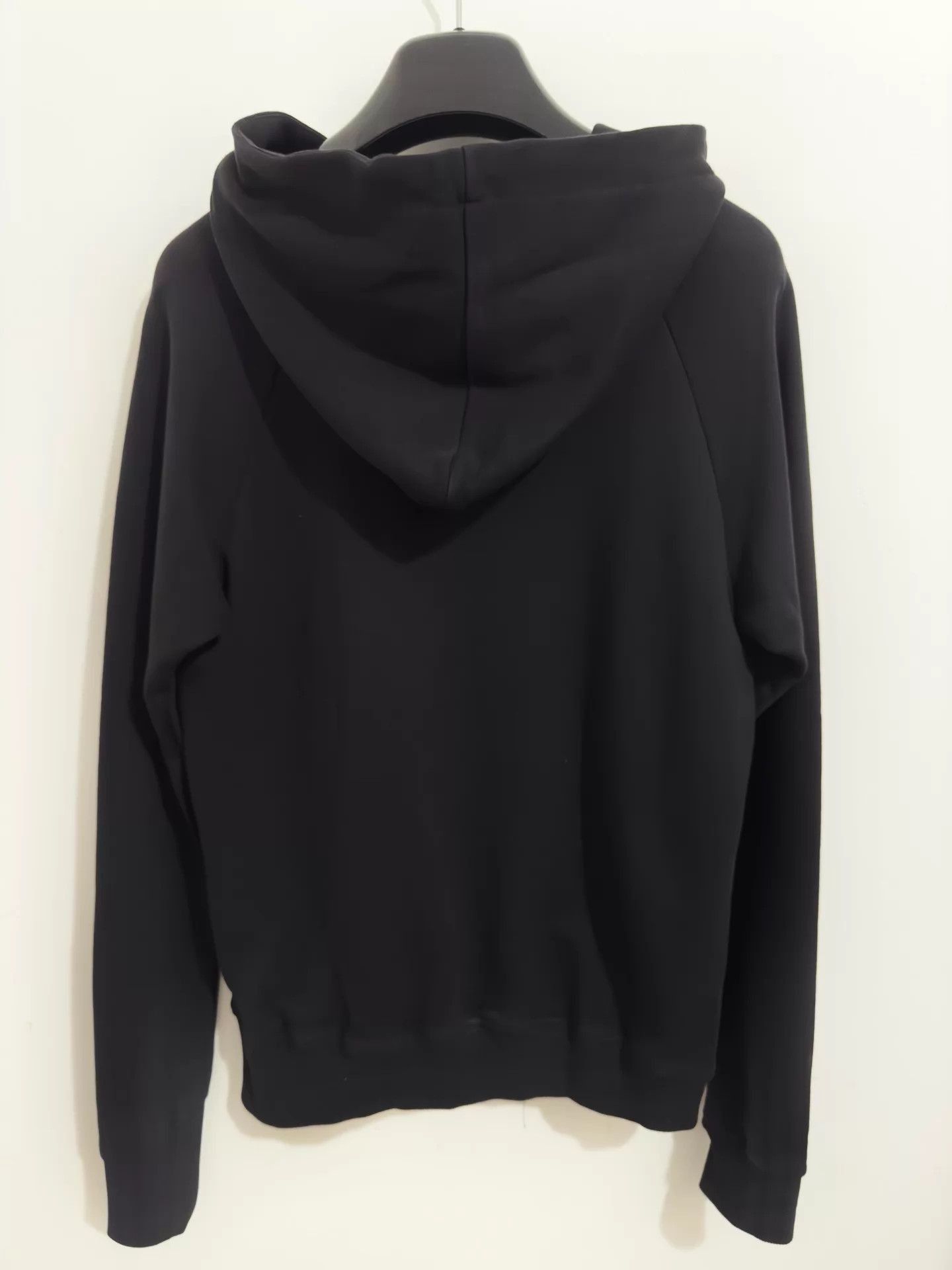 Saint Laurent Paris Black Hoodie with Chain Detail and Kangaroo Pocket Size US S / EU 44-46 / 1 - 2 Thumbnail