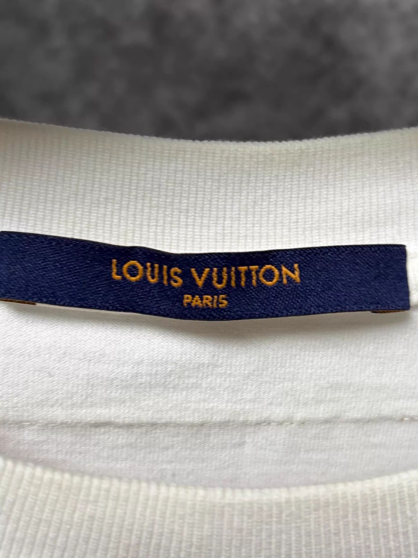 Louis Vuitton White Short Sleeve Graffiti Print T-Shirt Size US M / EU 48-50 / 2 - 3 Thumbnail
