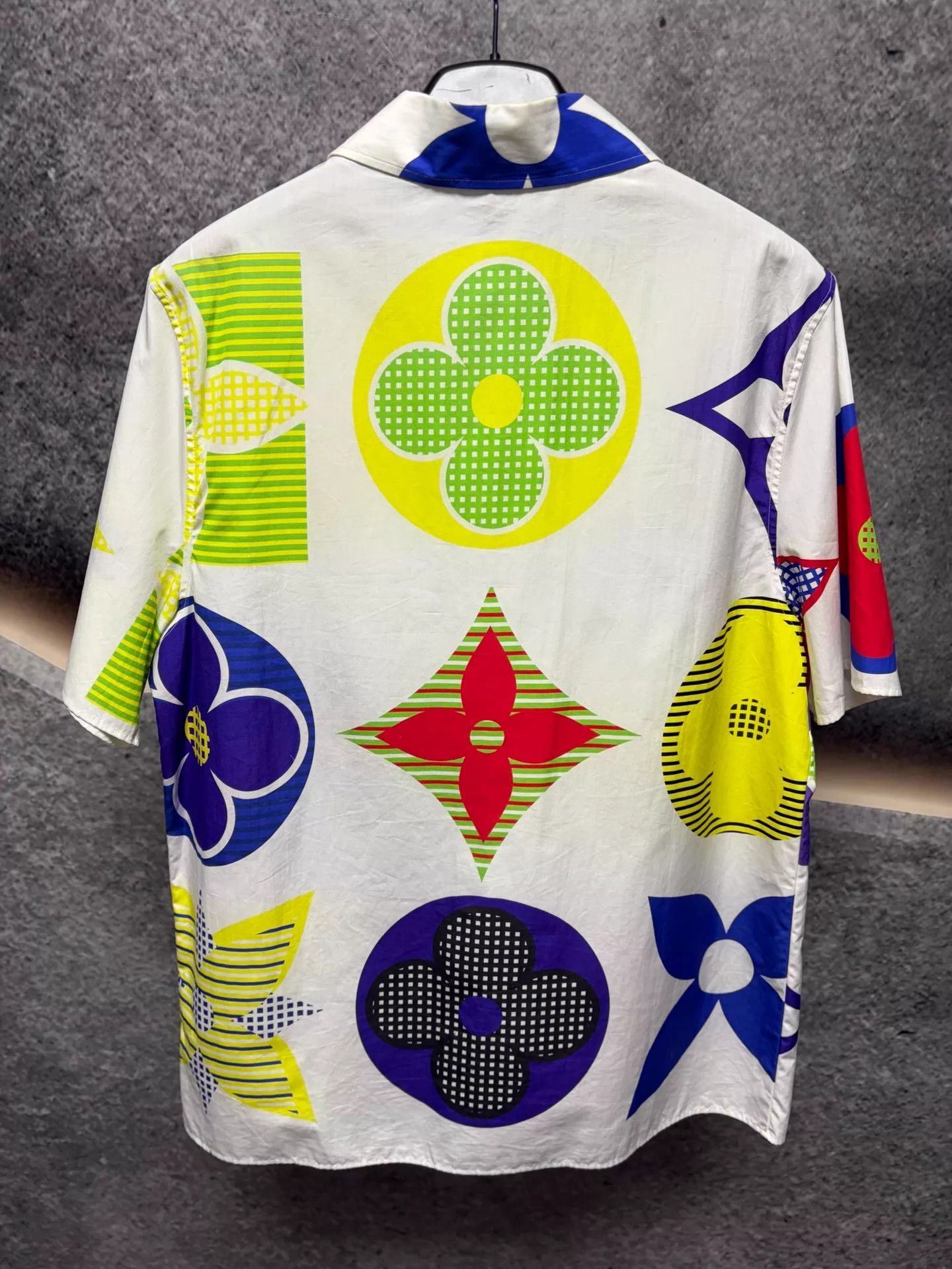 Louis Vuitton Multi-Color Floral Pattern Short Sleeve Shirt Size US M / EU 48-50 / 2 - 2 Thumbnail