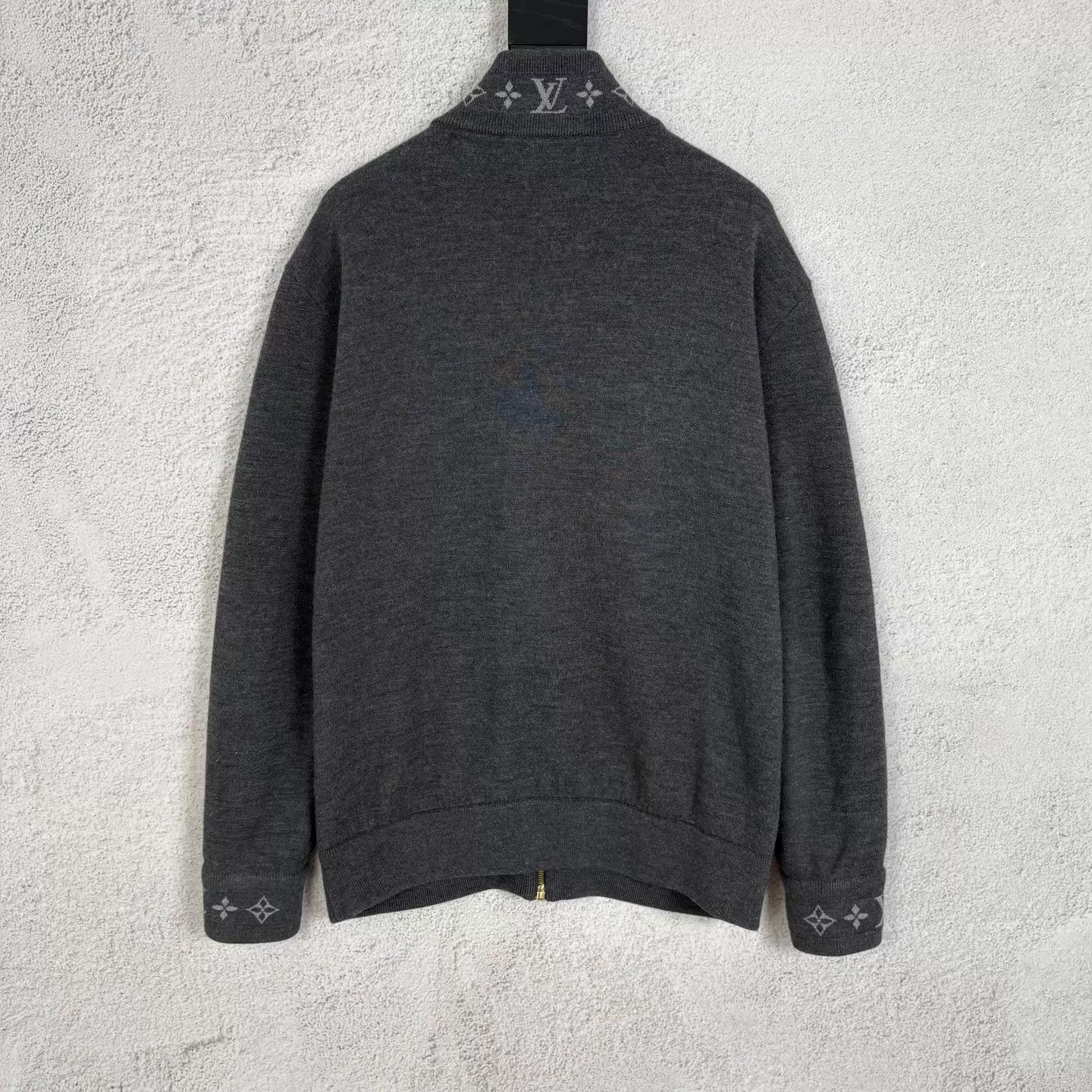 Louis Vuitton Gray Zip-Up Knit Jacket with Collar Size US M / EU 48-50 / 2 - 2 Thumbnail