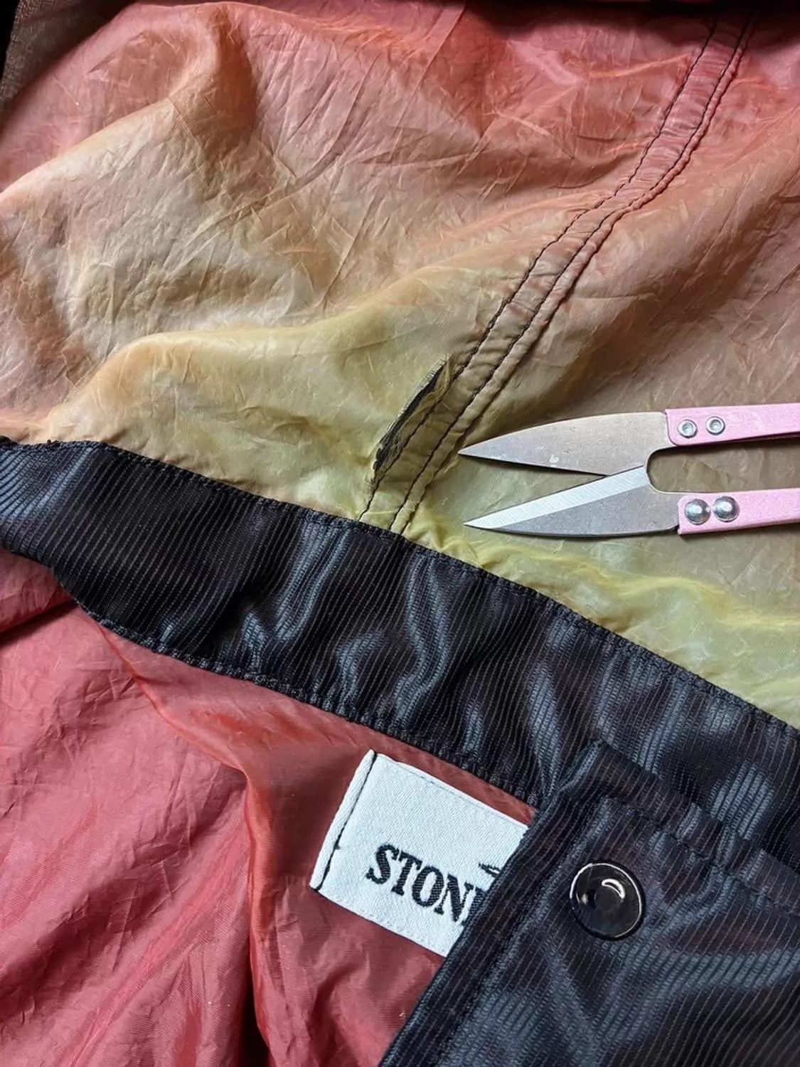 Stone Island Black Hooded Light Jacket Size M Size US M / EU 48-50 / 2 - 8 Thumbnail