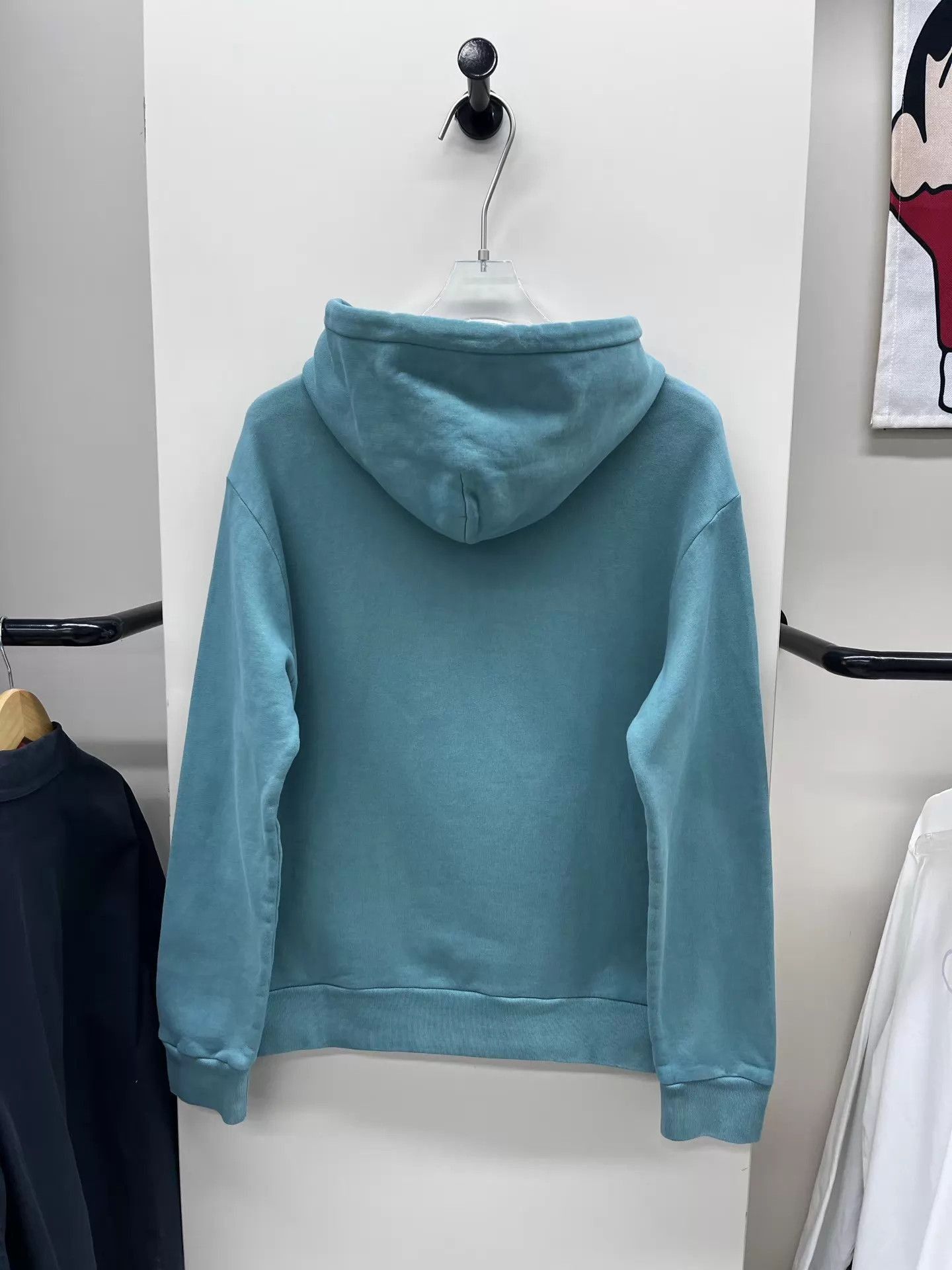 Louis Vuitton Green Hoodie with Drawstrings and Front Pocket Size US M / EU 48-50 / 2 - 2 Thumbnail