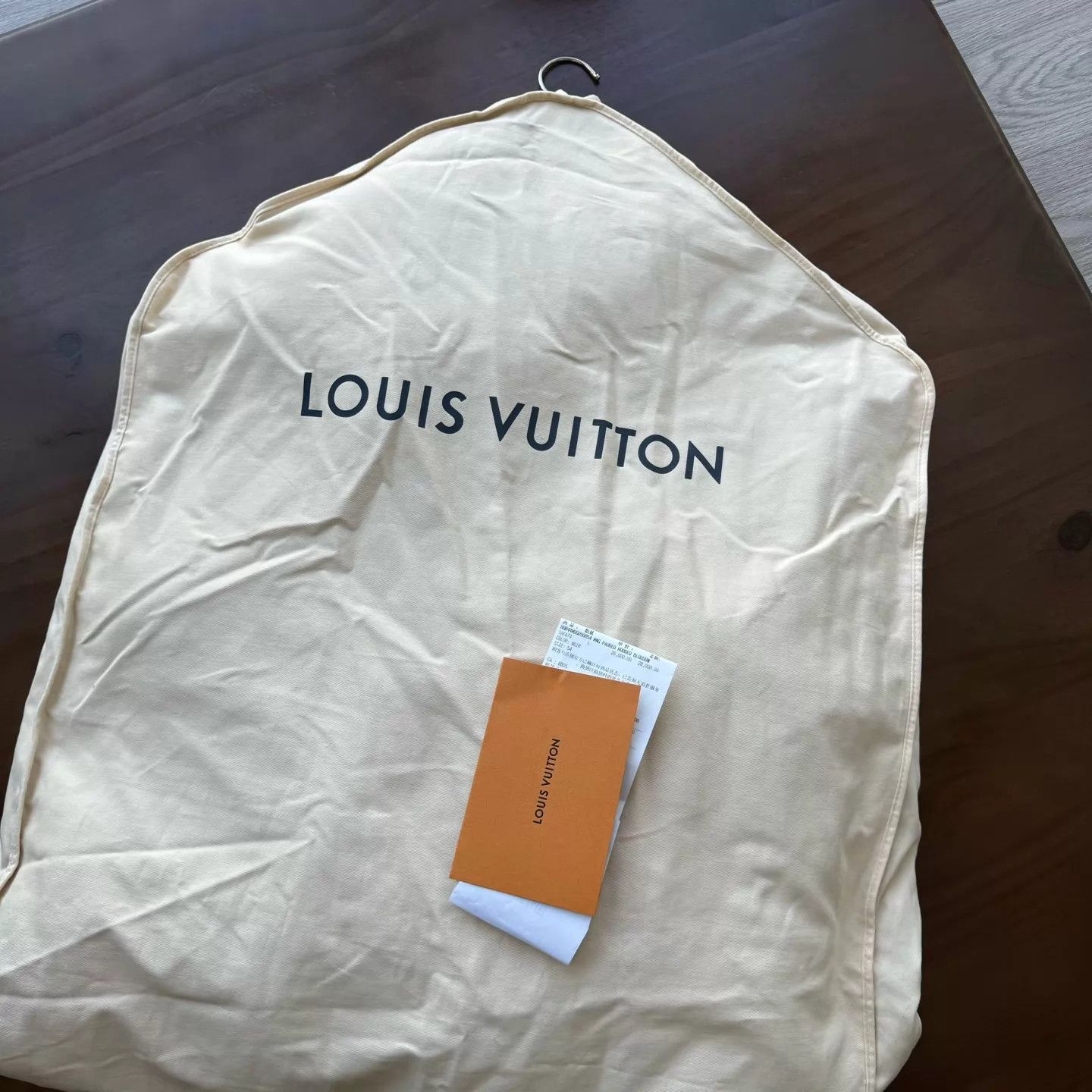 Louis Vuitton Quilted Hooded Jacket with Zip Closure Size US L / EU 52-54 / 3 - 8 Thumbnail
