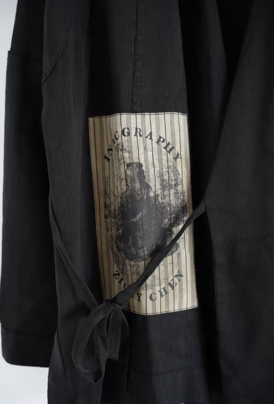 Yohji Yamamoto Black Graphic Patch Wrap Light Jacket Size S Size US S / EU 44-46 / 1 - 7 Thumbnail