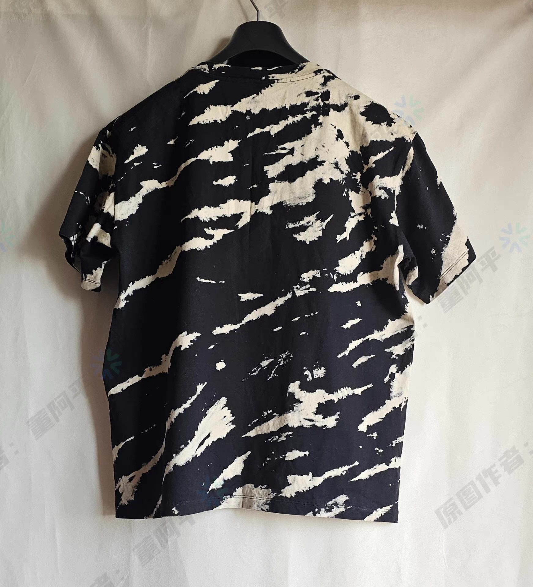 Celine Black Abstract Print Short Sleeve T-Shirt Size US M / EU 48-50 / 2 - 4 Thumbnail