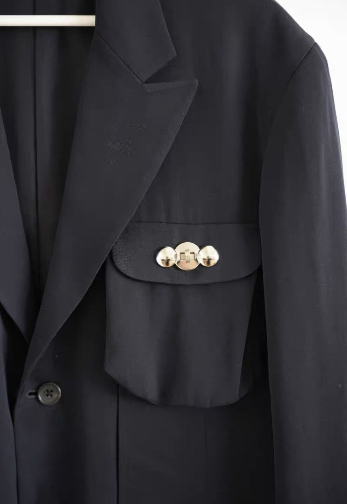 Yohji Yamamoto Black Button-Front Blazer with Decorative Pocket Buttons Size US M / EU 48-50 / 2 - 4 Thumbnail