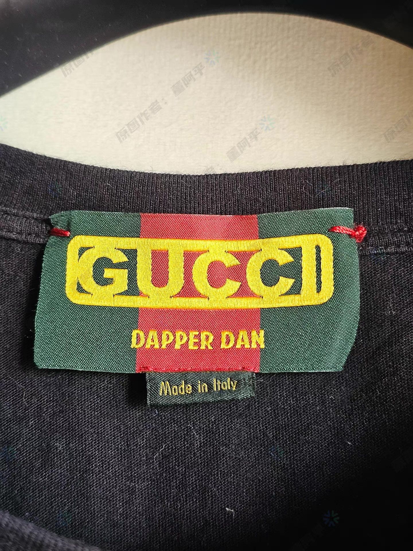 Gucci Coming Soon Dapper Dan Graphic Short Sleeve Shirt Size US M / EU 48-50 / 2 - 2 Thumbnail