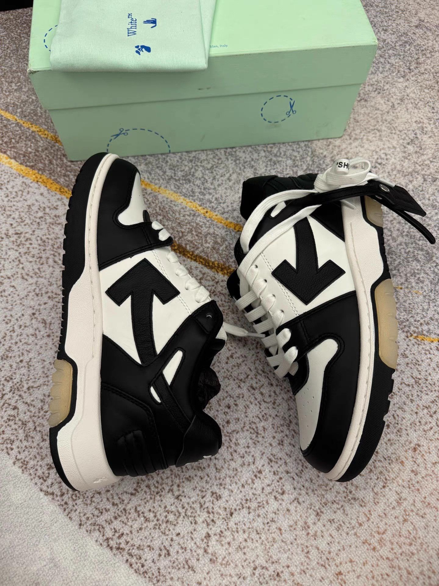 Off-White White Low-Top Sneakers Size 6 Size US 6 / EU 39 - 5 Thumbnail