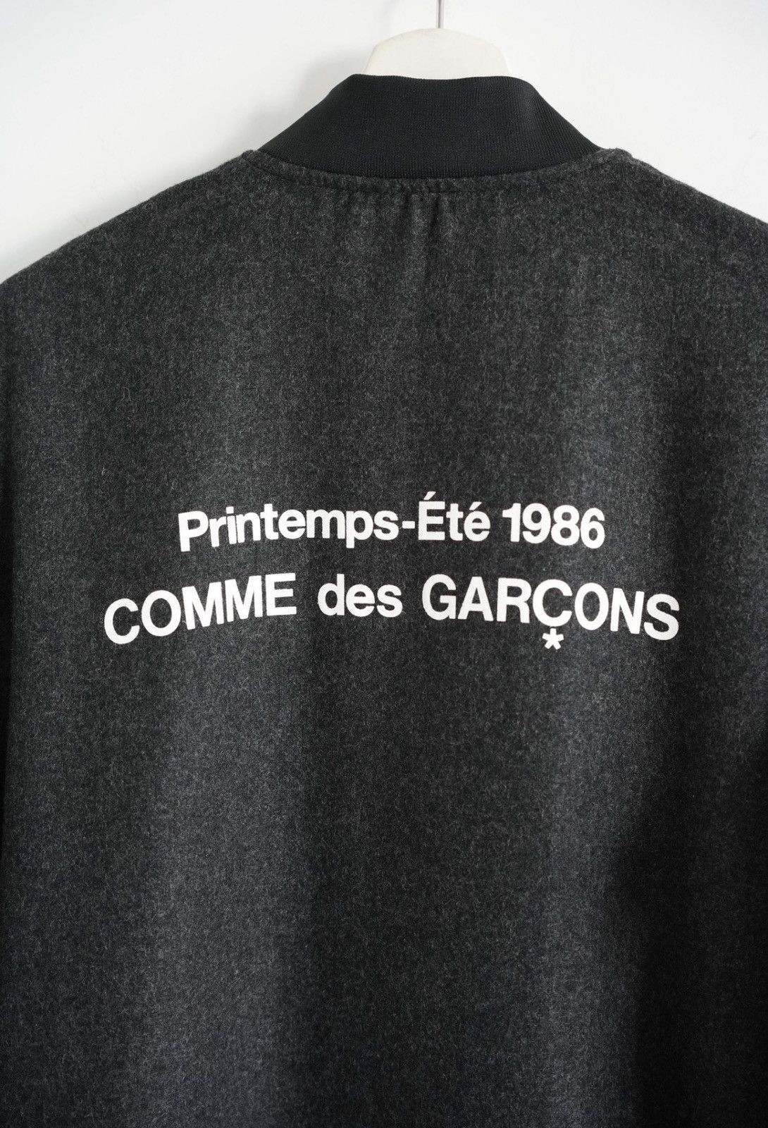 Comme des Garcons Long Coat with Leather Sleeves & Back Print Size US M / EU 48-50 / 2 - 3 Thumbnail