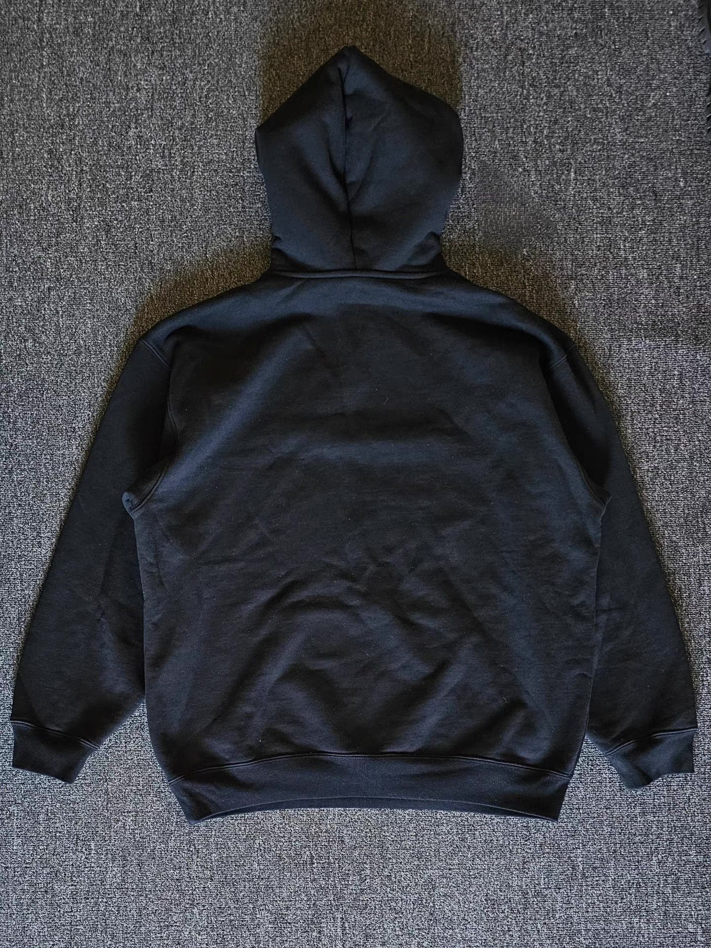 Balenciaga Black Oversized Hoodie with Front Pocket Size US M / EU 48-50 / 2 - 4 Thumbnail