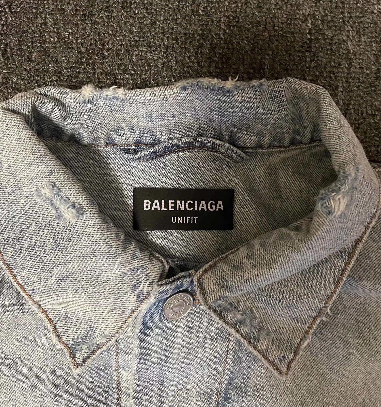 Balenciaga Distressed Blue Denim Jacket Size US M / EU 48-50 / 2 - 6 Thumbnail
