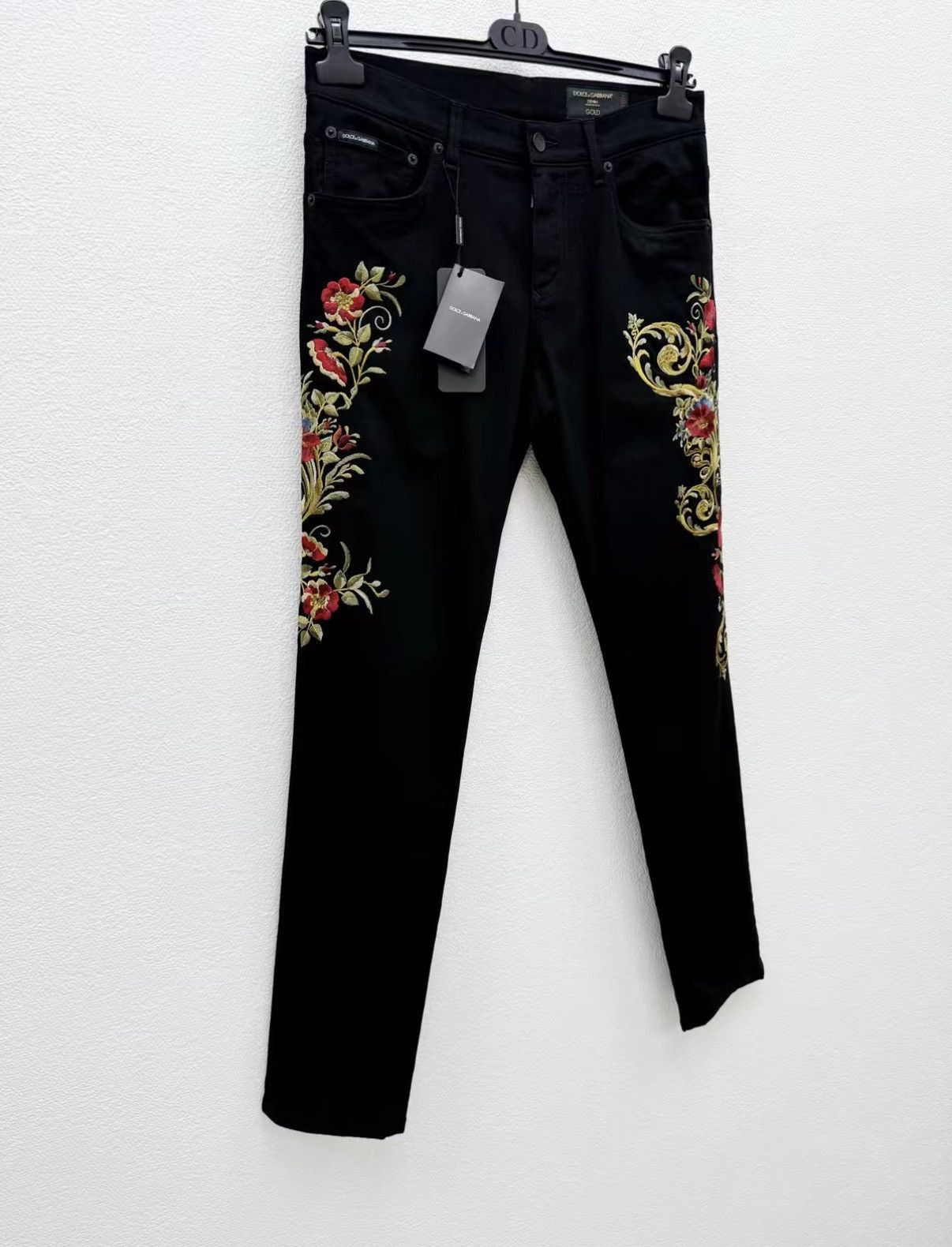 Dolce & Gabbana Black Embroidered Denim Pants Size 30 Size US 30 / EU 46 - 2 Thumbnail