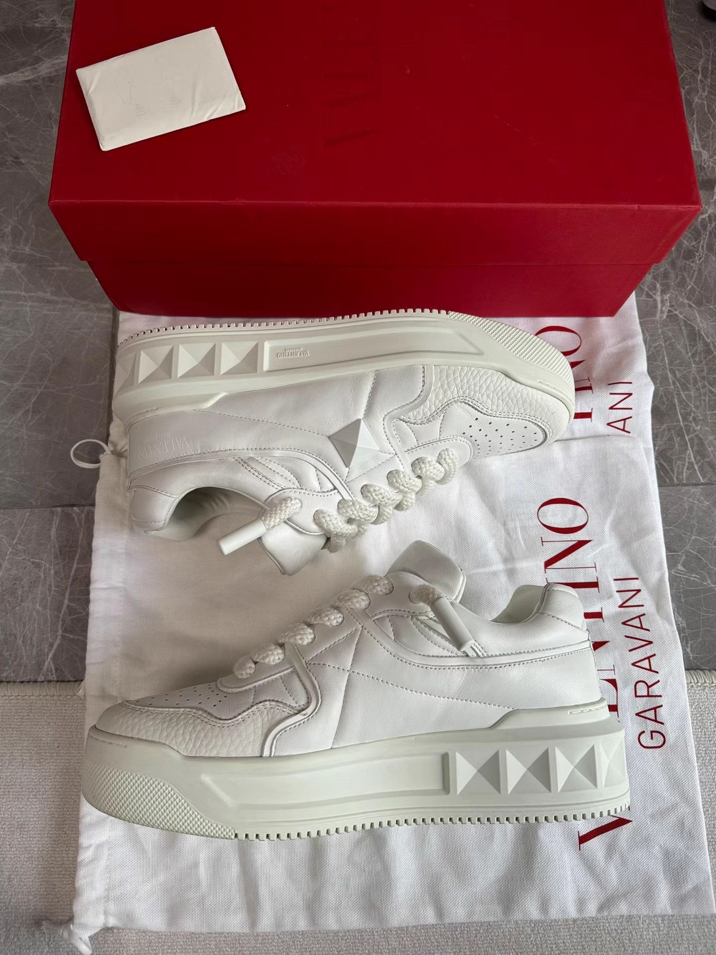 Valentino White Low-Top Platform Sneakers Size 8 Size US 8 / EU 41 - 5 Thumbnail