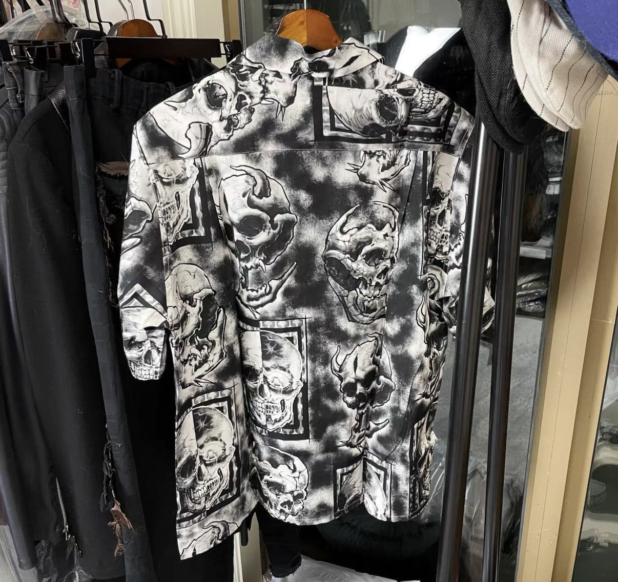Wacko Maria Black Skull Print Short Sleeve Button-Up Shirt Size US M / EU 48-50 / 2 - 4 Thumbnail