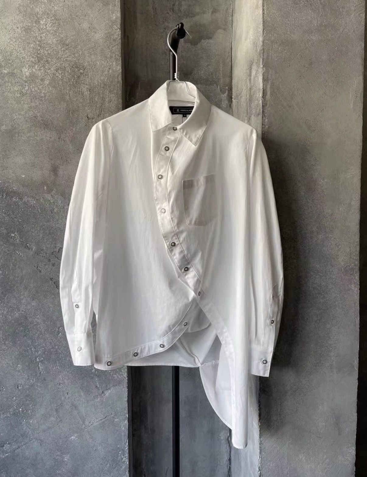 ANREALAGE White Long Sleeve Button Up Shirt Size S Size US S / EU 44-46 / 1 - 5 Thumbnail