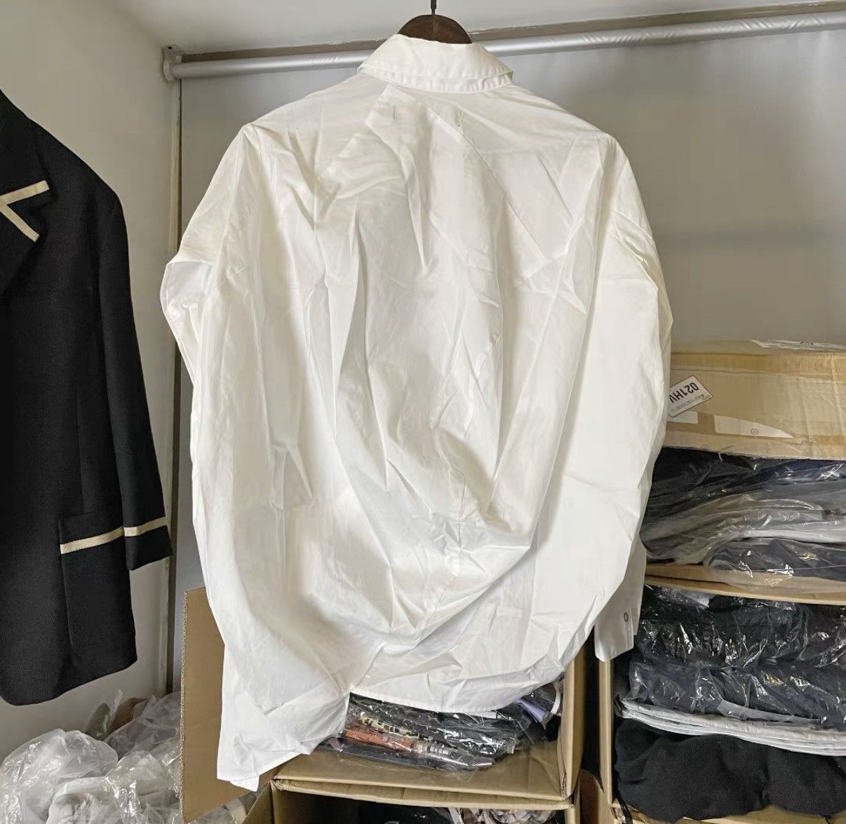 ANREALAGE White Long Sleeve Button Up Shirt Size S Size US S / EU 44-46 / 1 - 4 Thumbnail