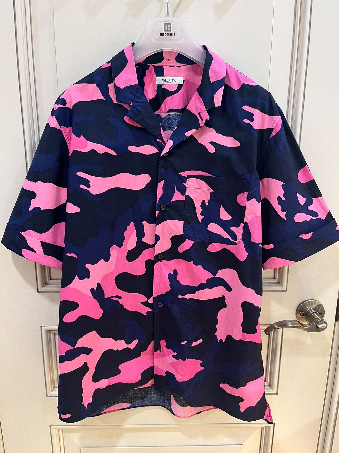 Valentino Valentino Pink Navy Camo Hawaiian Shirt Size US S / EU 44-46 / 1 - 2 Thumbnail