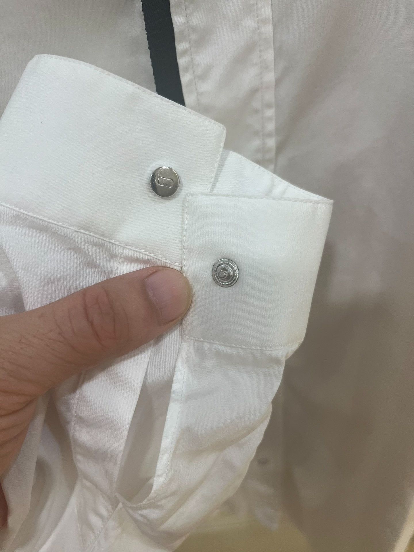 Dior Dior White Metal Button Shirt Size US M / EU 48-50 / 2 - 6 Thumbnail