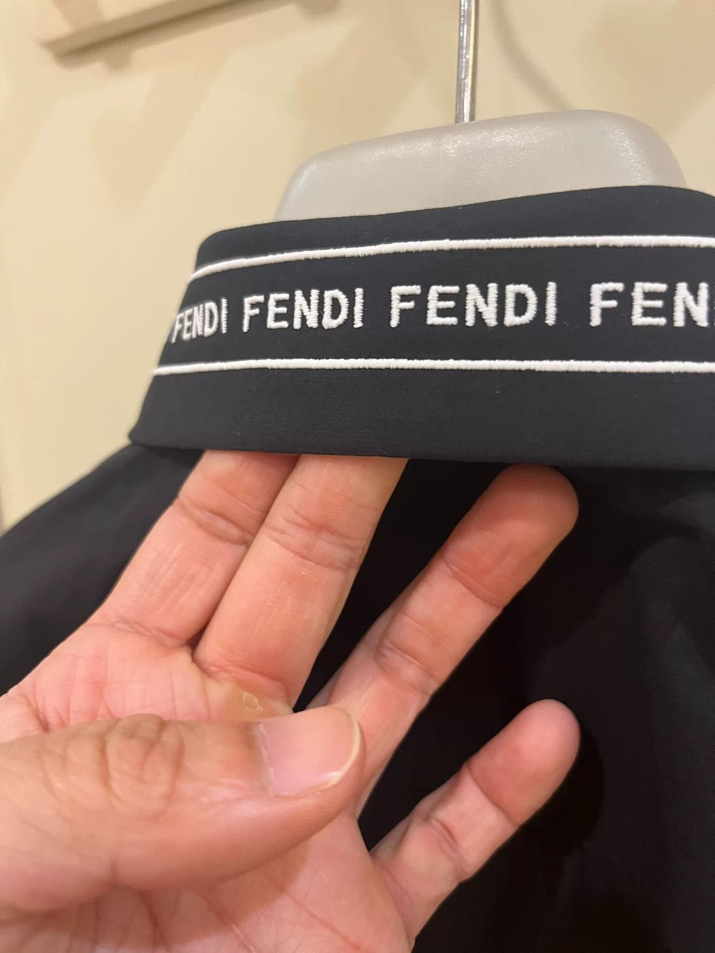 Fendi Fendi Logo Embroidered Collar Black Shirt Size US XXS / EU 40 - 9 Thumbnail