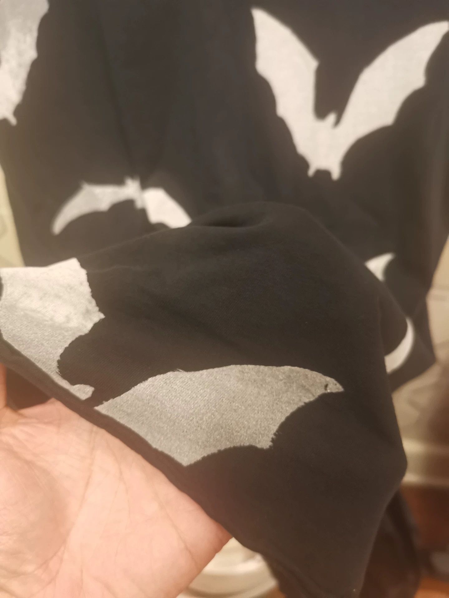 Yves Saint Laurent Saint Laurent Bat Print Black T-Shirt Size US S / EU 44-46 / 1 - 3 Thumbnail