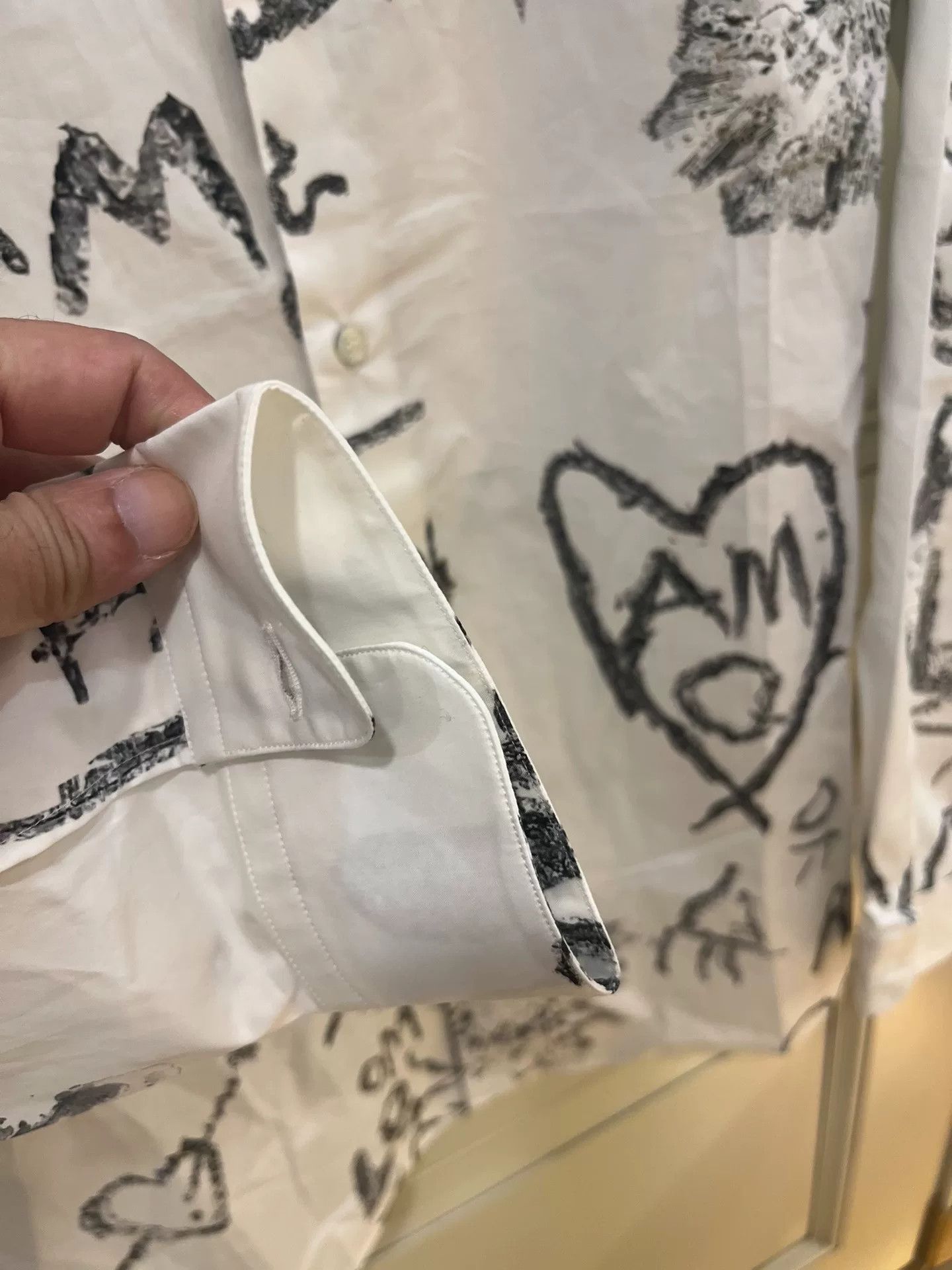 Alexander McQueen Alexander McQueen White Graffiti Shirt Size US XXS / EU 40 - 5 Thumbnail