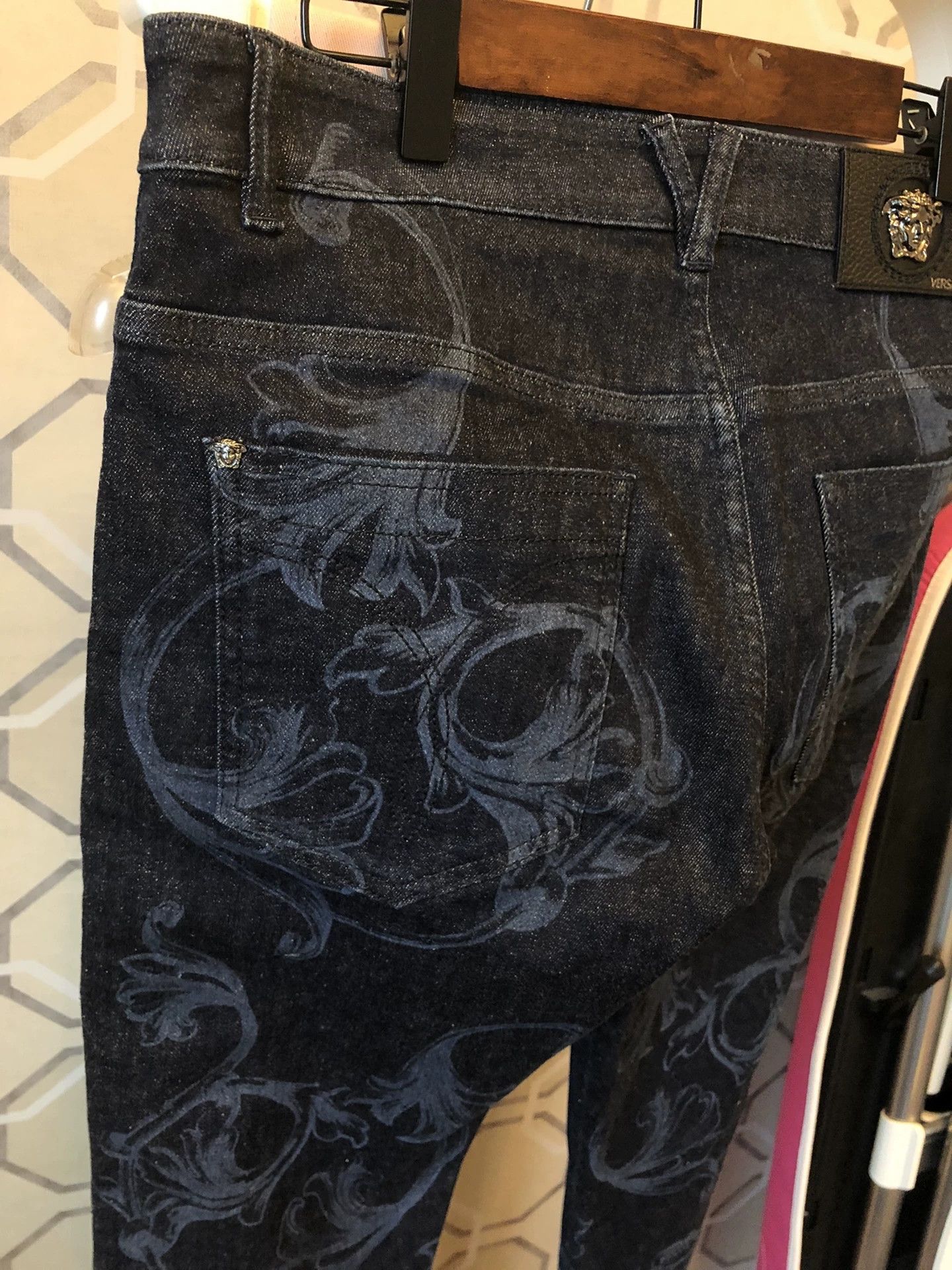 Versace Versace Baroque Print Denim Jeans Size US 30 / EU 46 - 9 Thumbnail