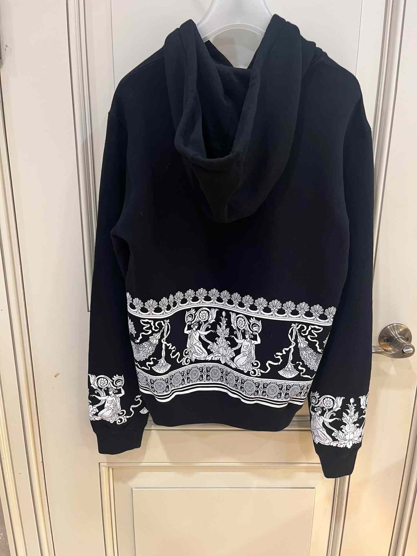 Versace Versace Baroque Print Black Hoodie Size US M / EU 48-50 / 2 - 4 Thumbnail