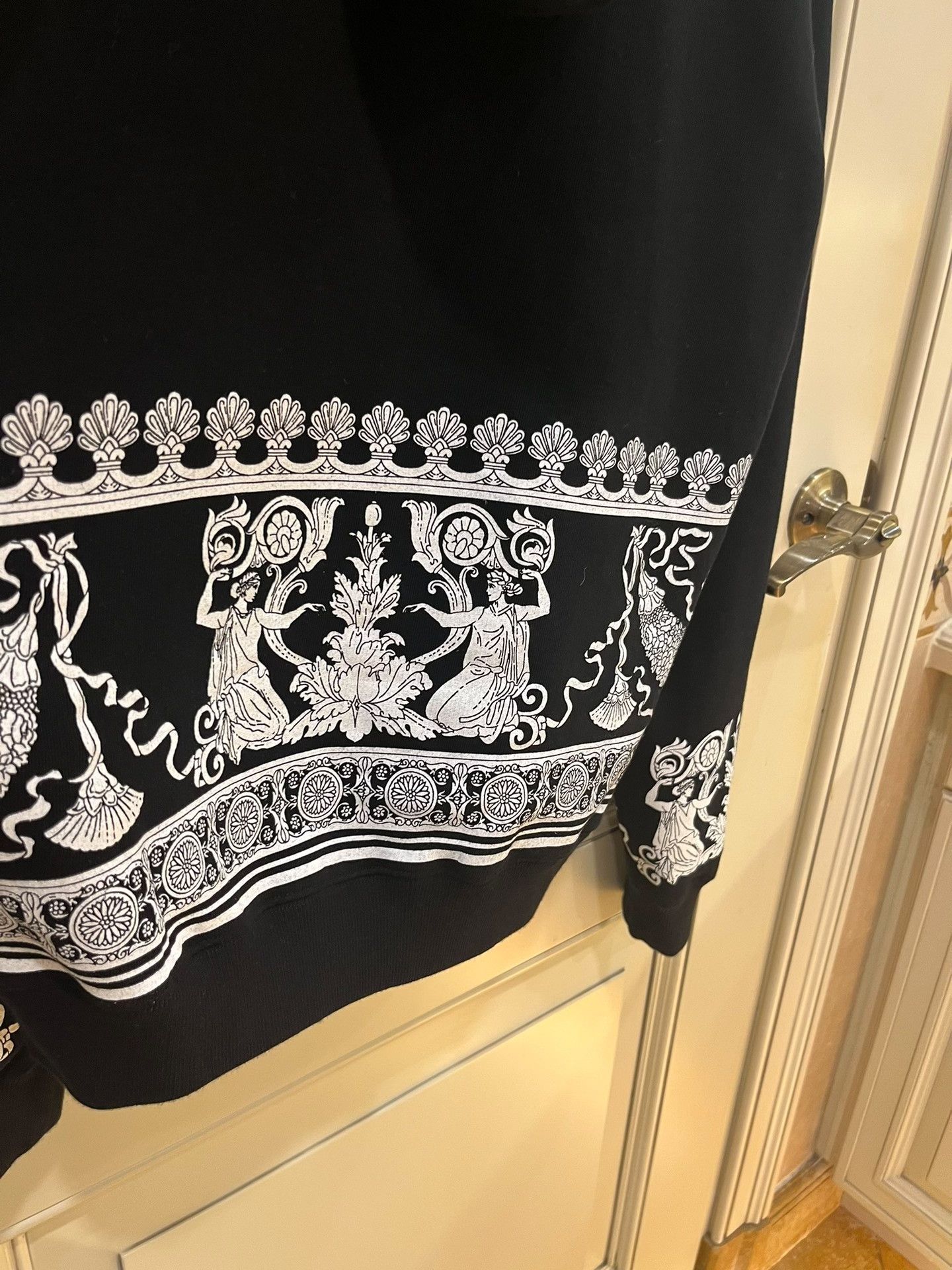 Versace Versace Baroque Print Black Hoodie Size US M / EU 48-50 / 2 - 5 Thumbnail