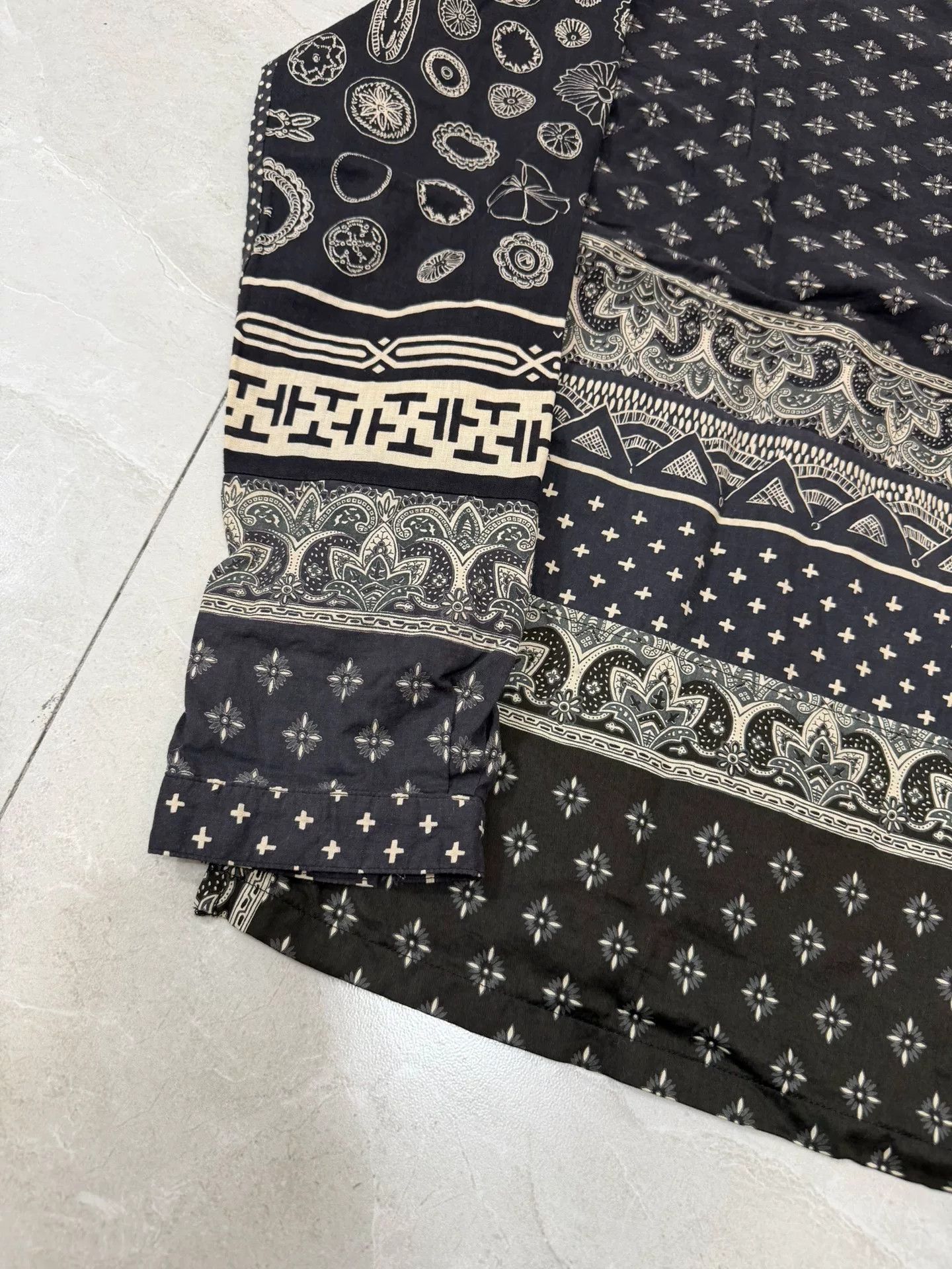 Visvim VISVIM 19SS ICT TUNIC P.O. Black Paisley Size US M / EU 48-50 / 2 - 8 Thumbnail