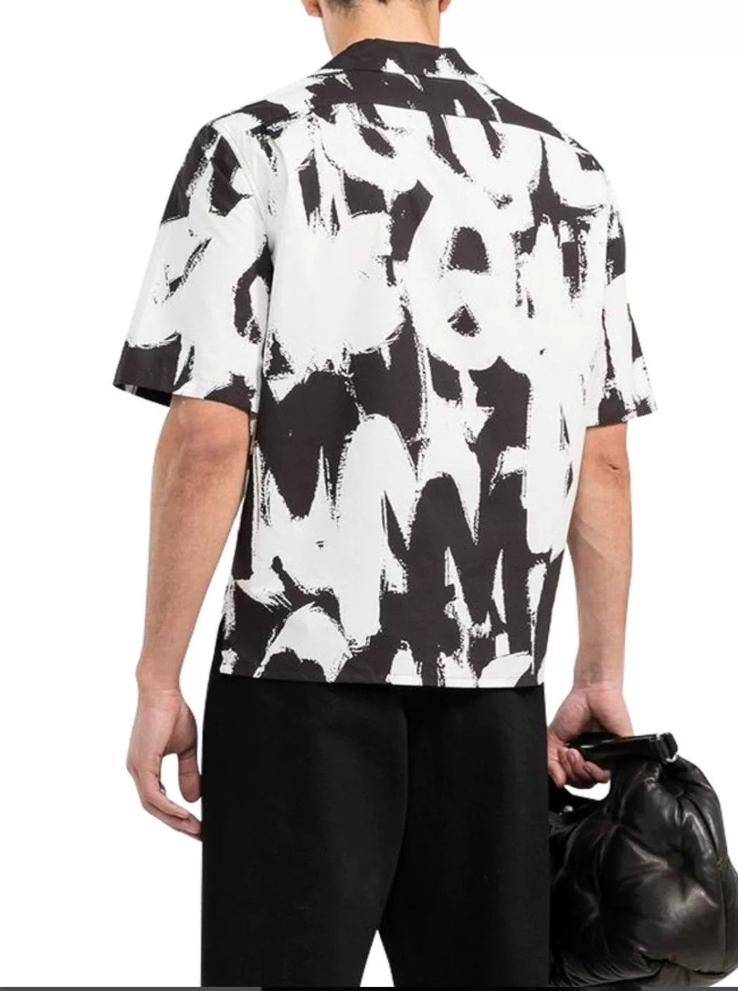 Alexander McQueen Alexander McQueen Graffiti Short Sleeve Shirt Size US XXS / EU 40 - 2 Thumbnail