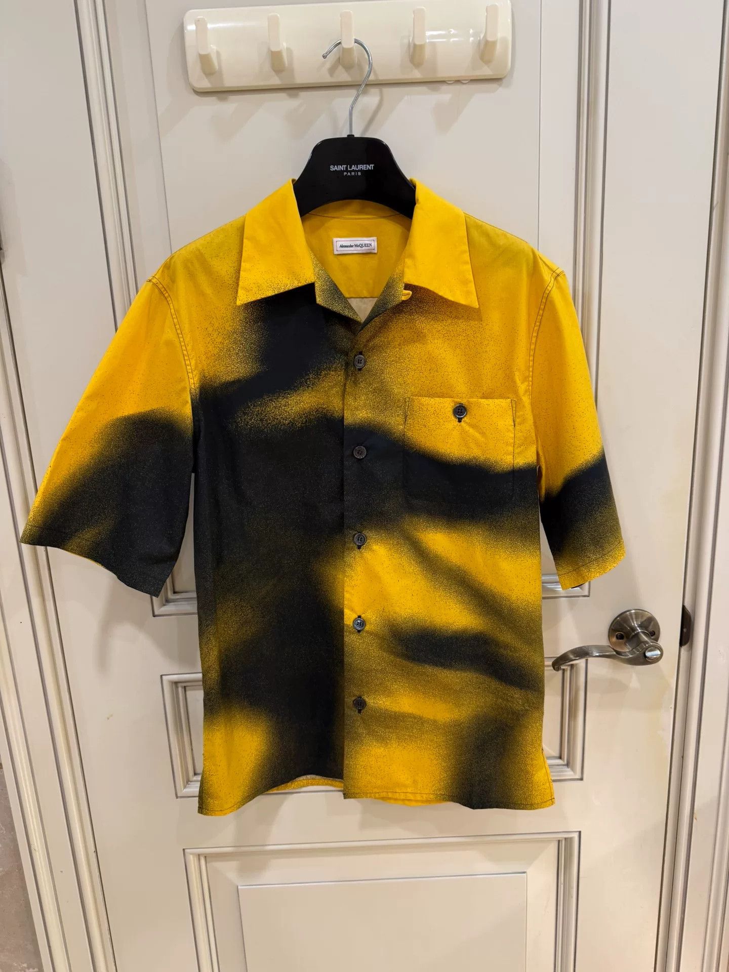 Alexander McQueen Alexander McQueen Graffiti Spray-Paint Shirt Size US M / EU 48-50 / 2 - 7 Thumbnail