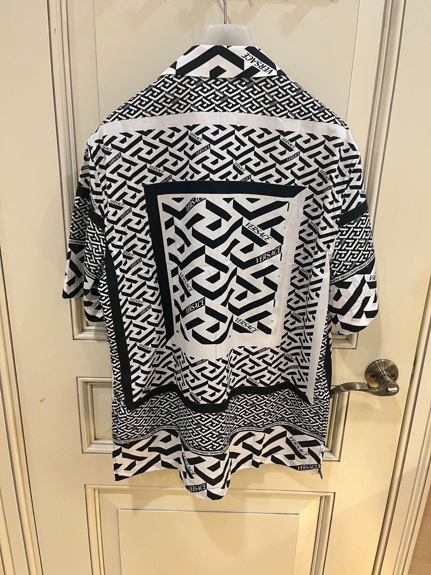 Versace Versace Greca Print Classic Shirt Size US S / EU 44-46 / 1 - 3 Thumbnail