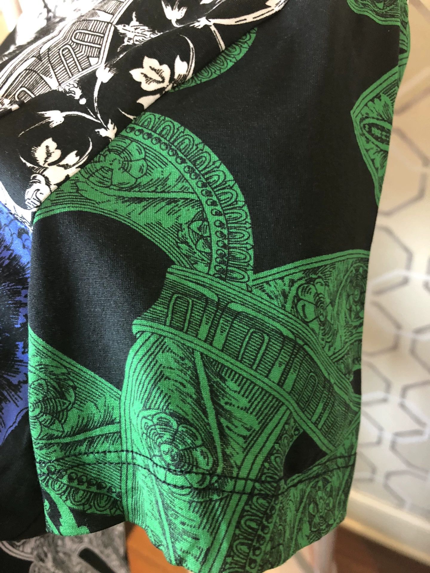 Versace Versace Baroque Colorblock Print T-Shirt Size US S / EU 44-46 / 1 - 4 Thumbnail
