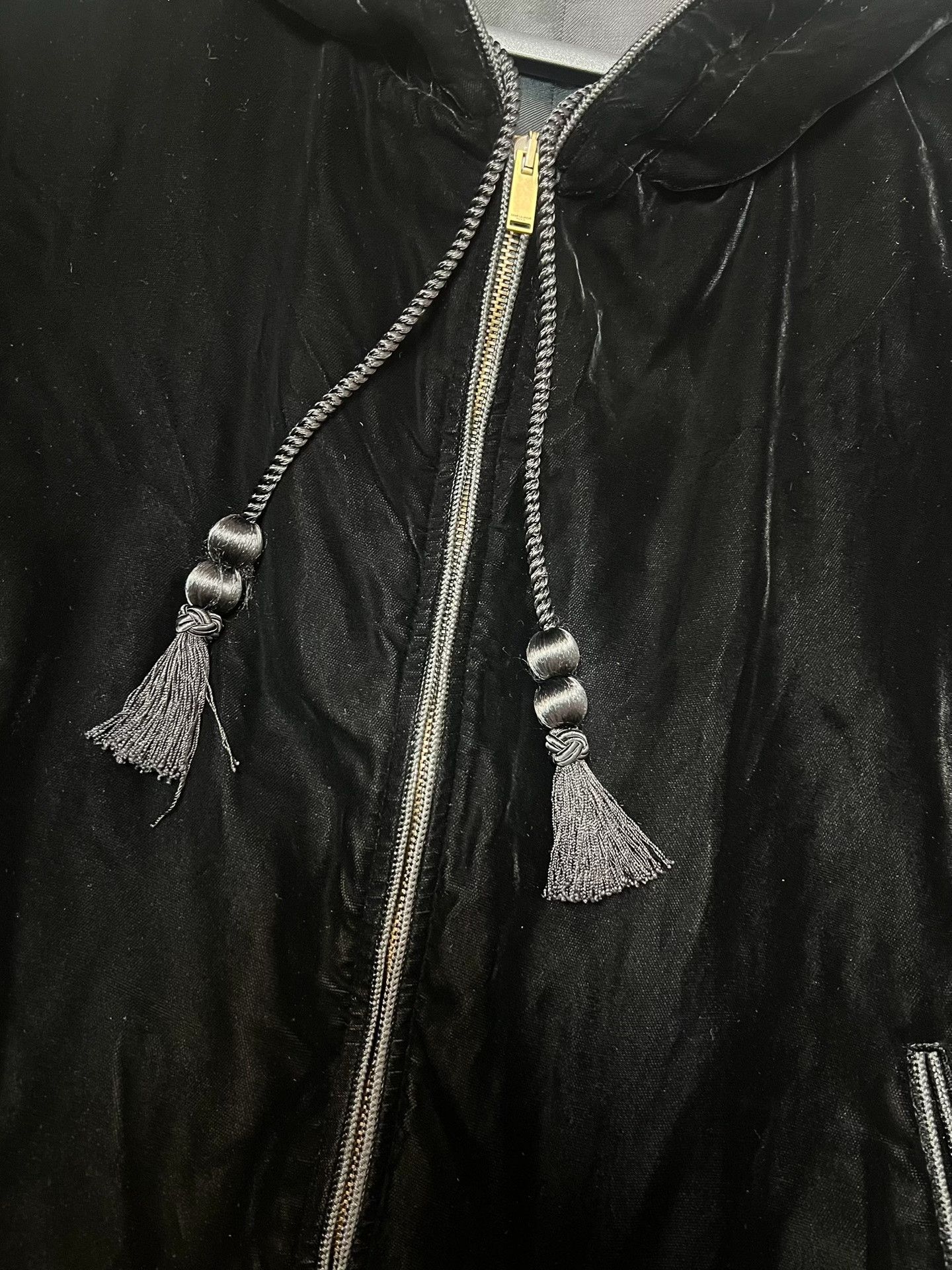 Saint Laurent Paris Saint Laurent 20SS Runway Black Velvet Hooded Jacket Size US L / EU 52-54 / 3 - 4 Thumbnail