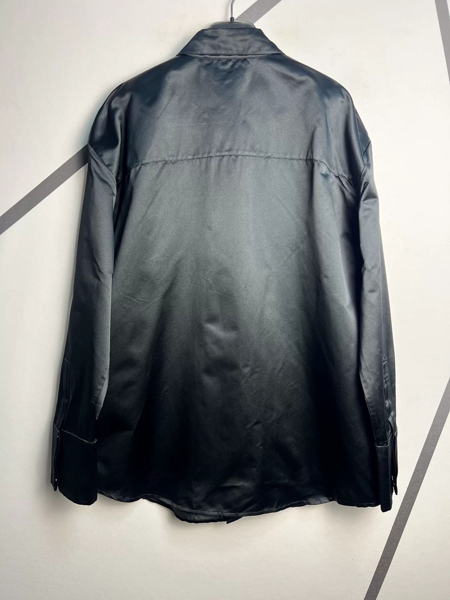 Saint Laurent Paris Saint Laurent Black Silk Runway Shirt Size US M / EU 48-50 / 2 - 2 Thumbnail