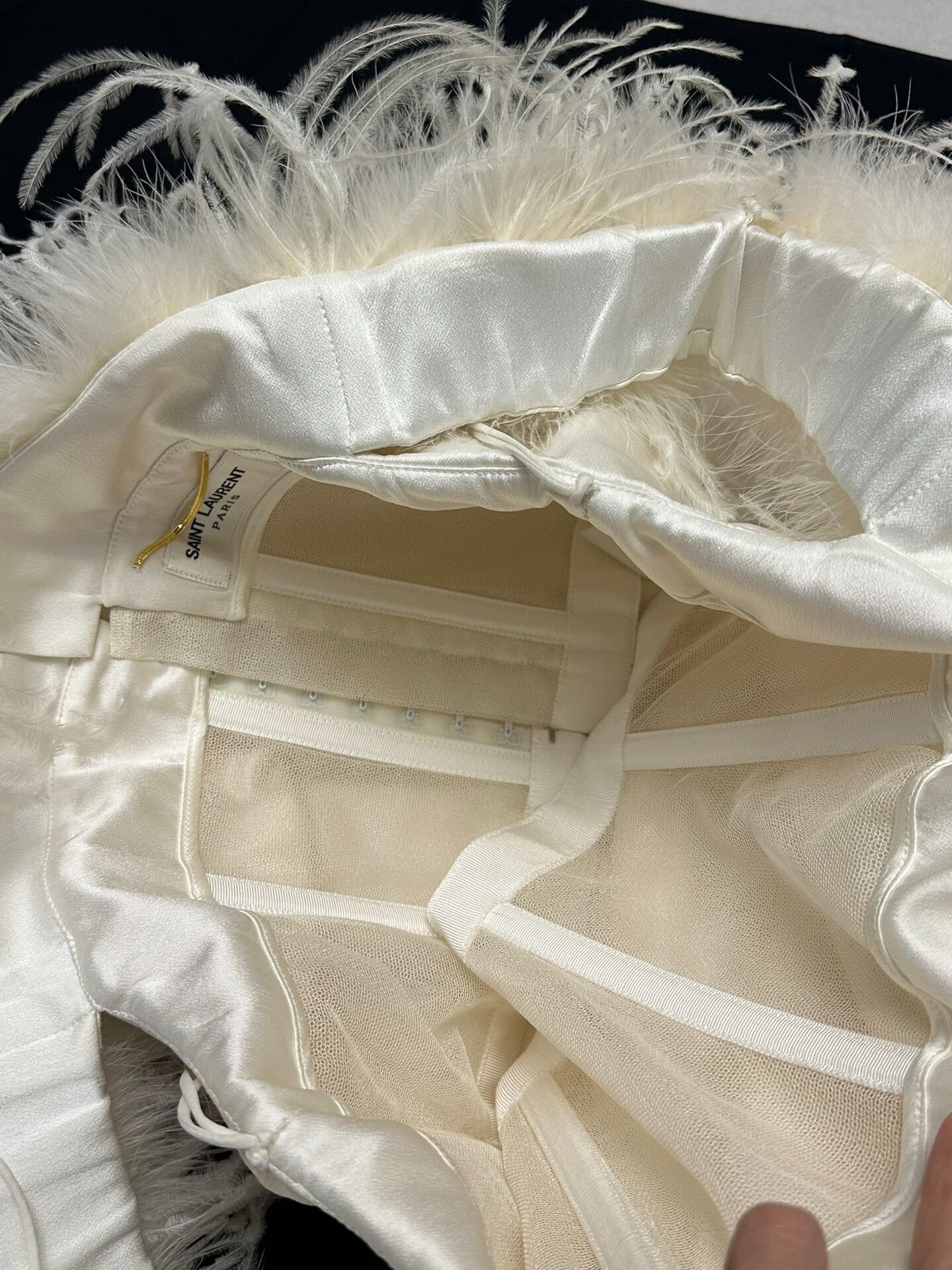 Saint Laurent Paris Saint Laurent White Ostrich Feather Satin Dress Size S / US 4 / IT 40 - 3 Thumbnail