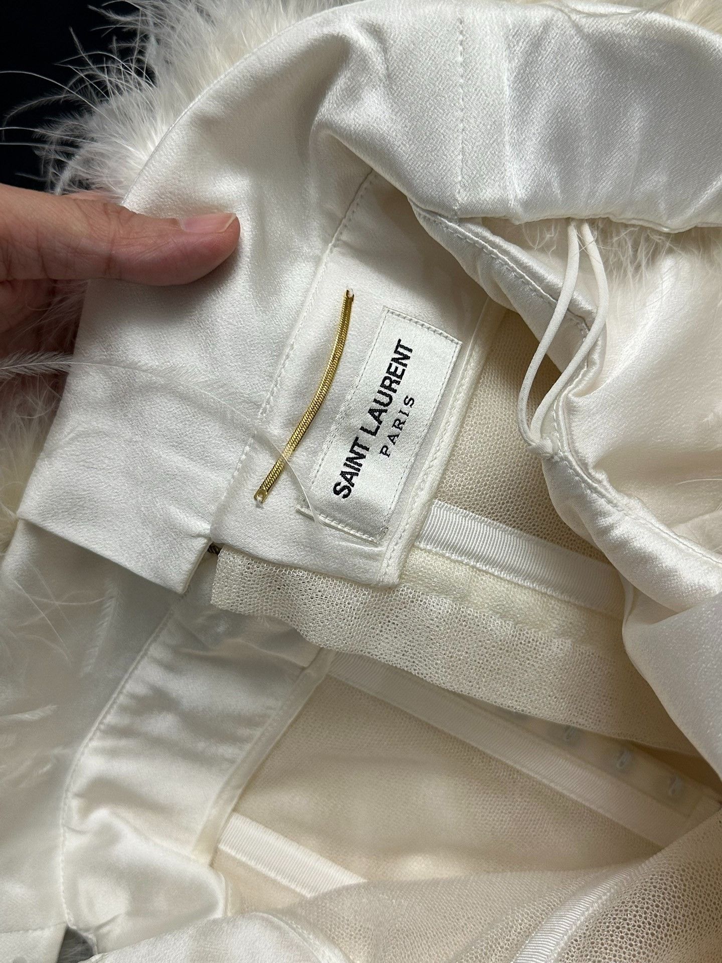 Saint Laurent Paris Saint Laurent White Ostrich Feather Satin Dress Size S / US 4 / IT 40 - 2 Thumbnail