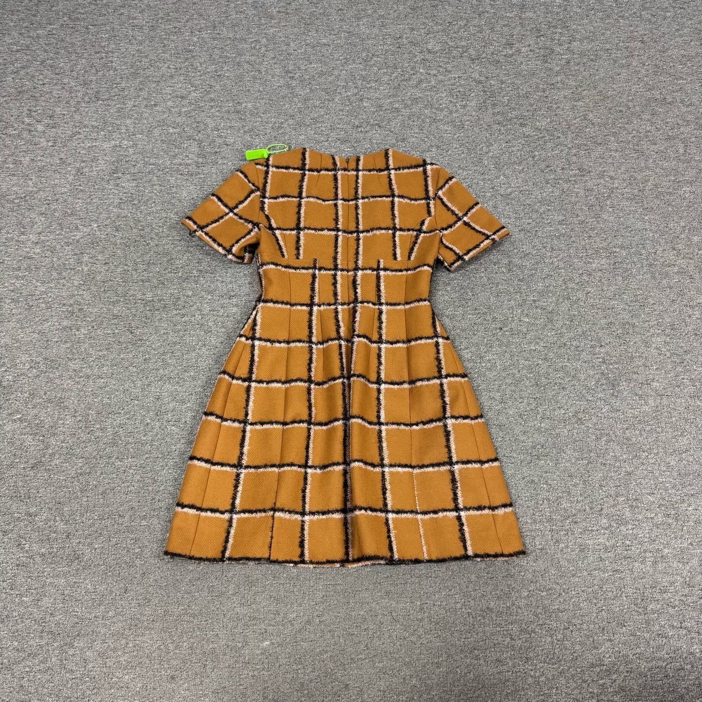 Dior Dior 2015 Tokyo Check Wool Short-Sleeve Dress Size S / US 4 / IT 40 - 2 Thumbnail