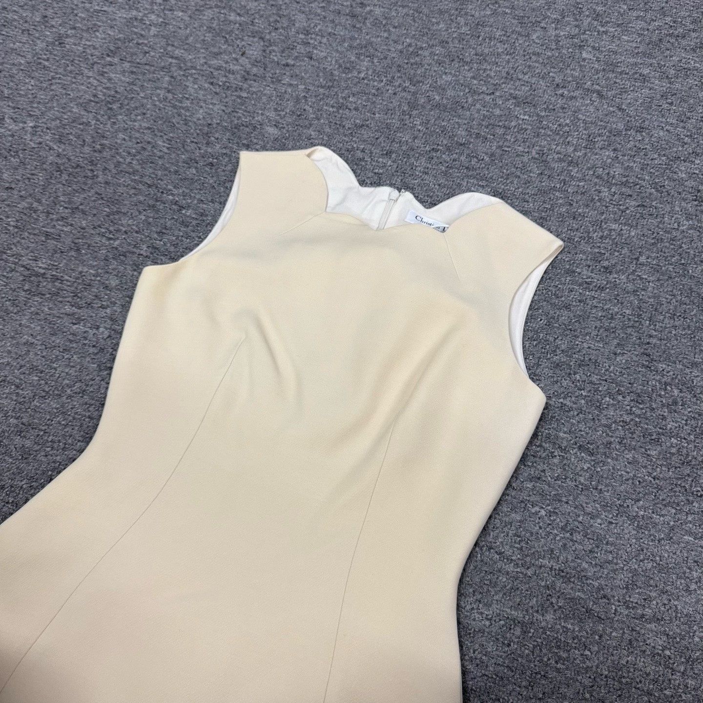 Dior Dior Silk Wool Sleeveless Waist-Cinched Top Size XXS / US 00 / IT 34 - 2 Thumbnail
