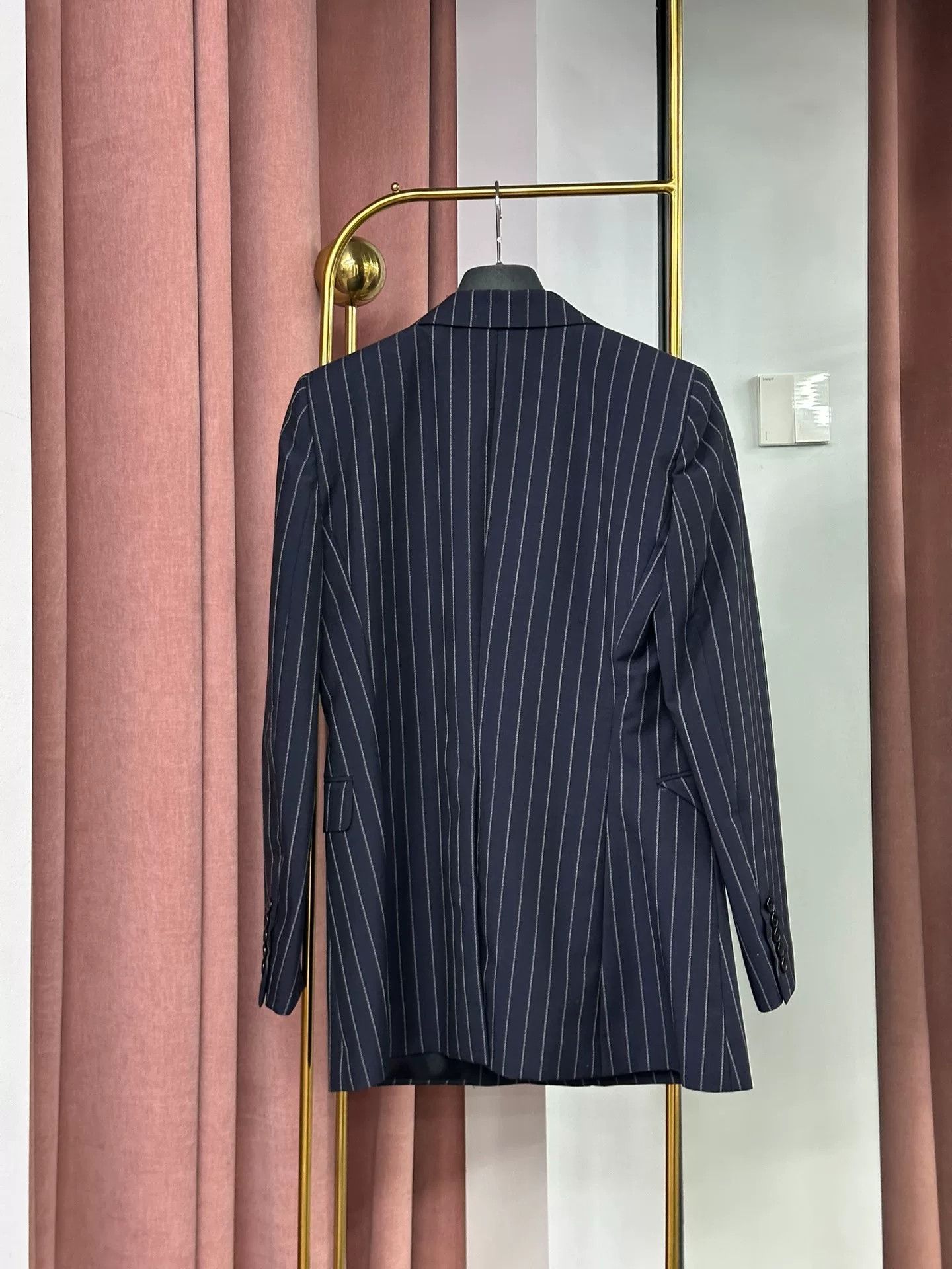 Saint Laurent Paris Saint Laurent YSL Dark Blue Pinstripe Blazer Size S / US 4 / IT 40 - 2 Thumbnail