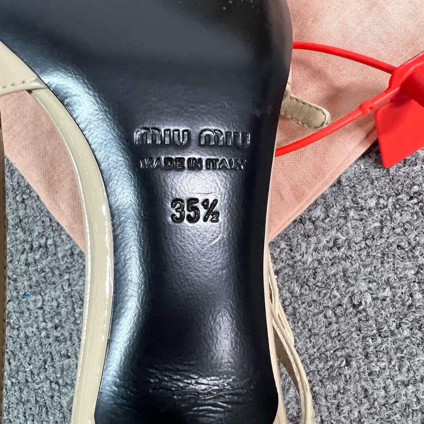 Miu Miu Miu Miu 23SS Pointed Toe Kitten Heels Size US 4.5 / IT 34.5 - 7 Thumbnail