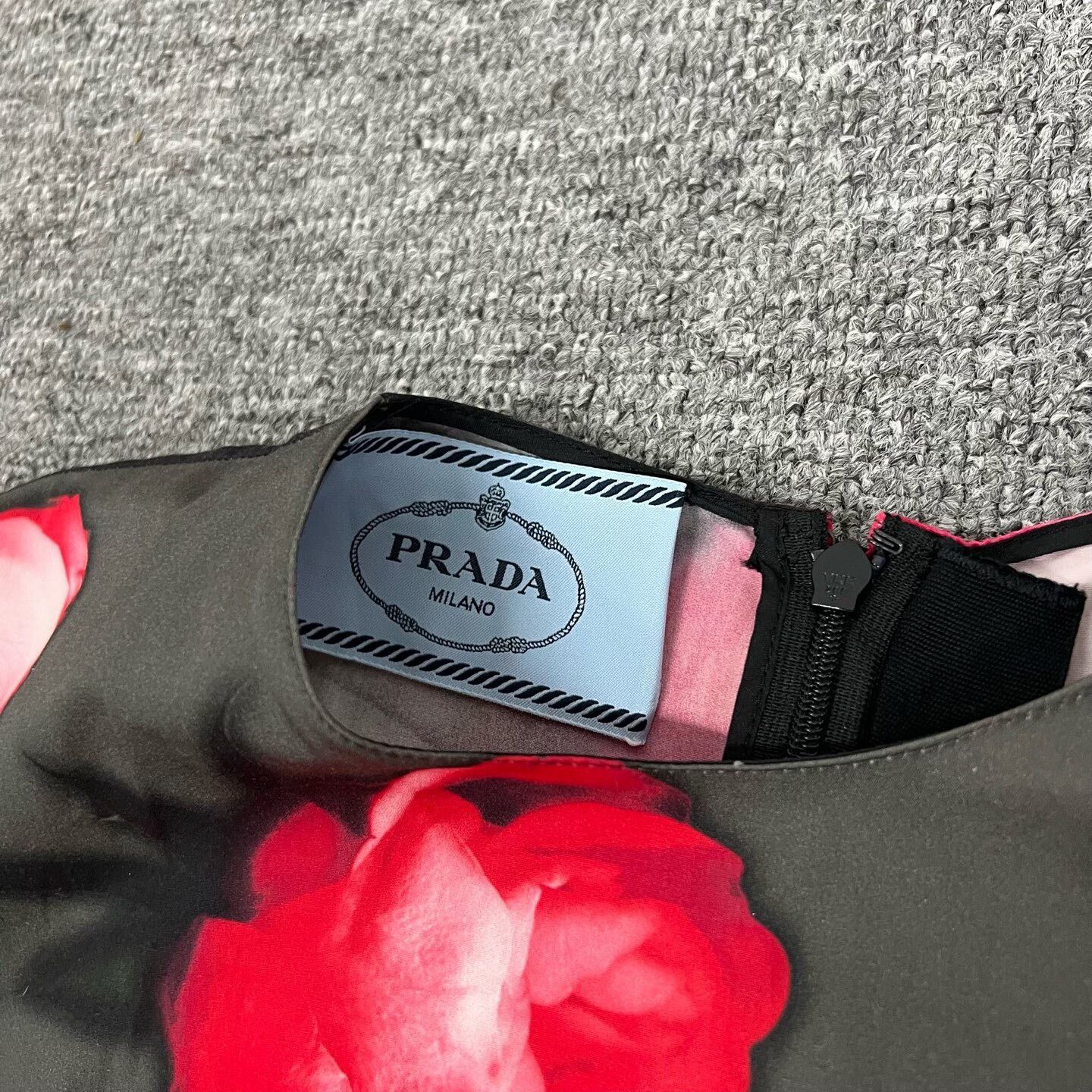 Prada Prada Runway Floral Long-Sleeve Dress Size XS / US 0-2 / IT 36-38 - 4 Thumbnail