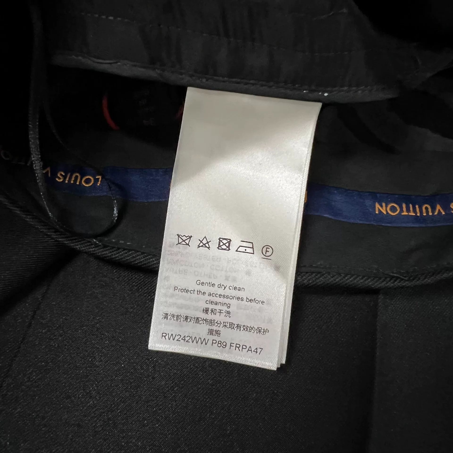 Louis Vuitton Louis Vuitton Wool Flare Trousers Size 34" / US 12 / IT 48 - 4 Thumbnail